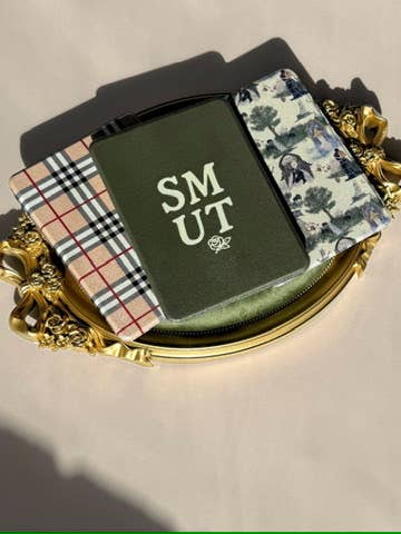 Olive the Smut Kindle Case🫒 | E-reader Case | Kindle Cover