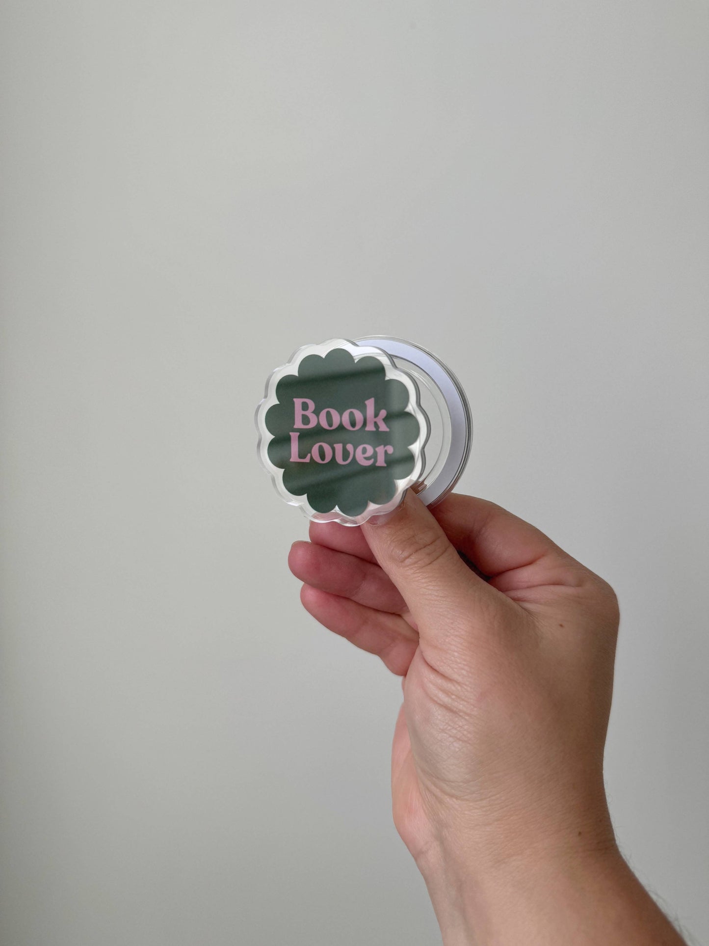 Book Lover - Magnetic Kindle Accessory & Holder